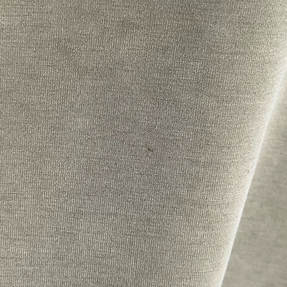 Lululemon perfectly oversized crop crew
Size 6 - Picture 3 of 5